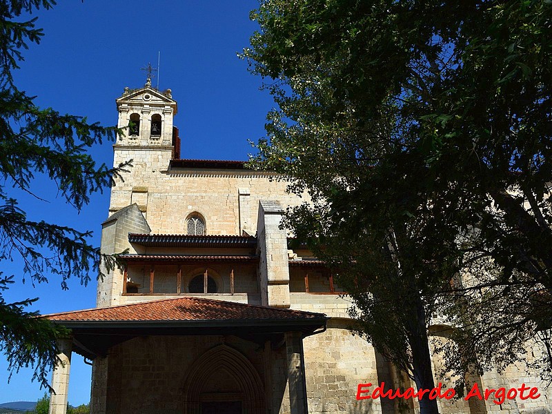 Iglesia fortificada de Santa María