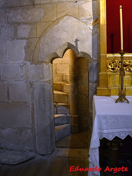 Iglesia fortificada de Santa María