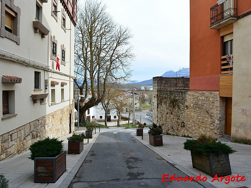 Portal de la Madura