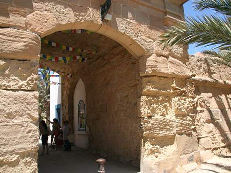 Puerta de San Rafael