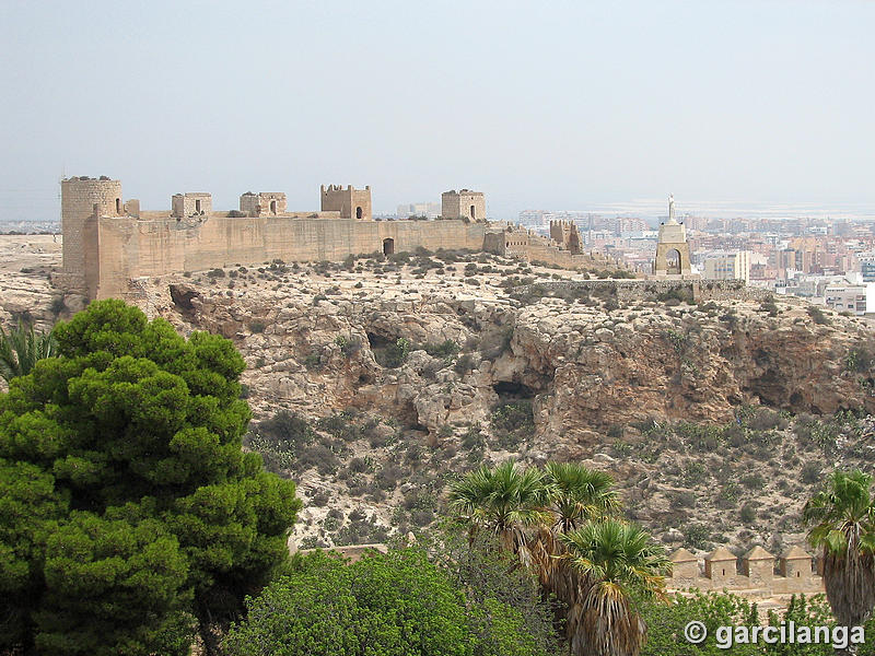 Muralla urbana de Almería