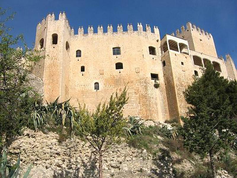 Castillo de Vélez