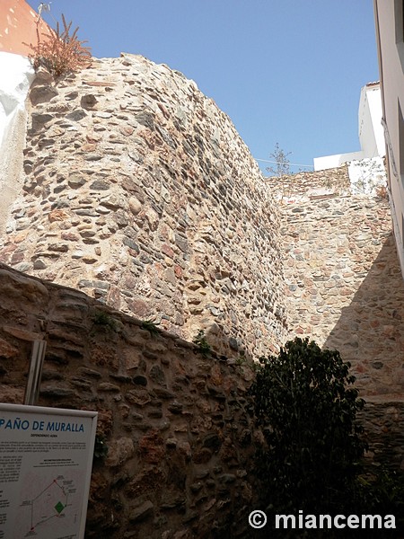 Muralla urbana de Adra