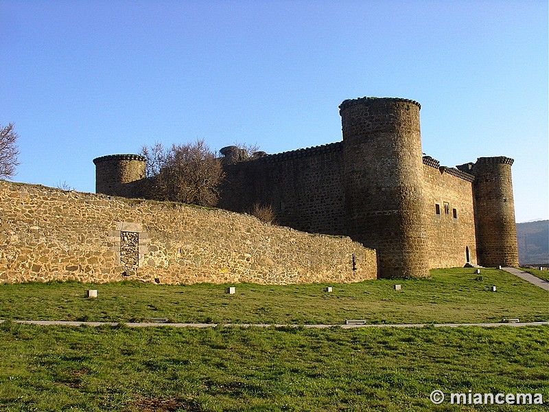 Castillo de Valdecorneja