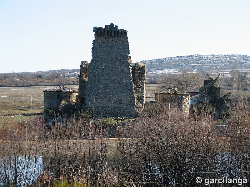 Castillo de Serranos de la Torre