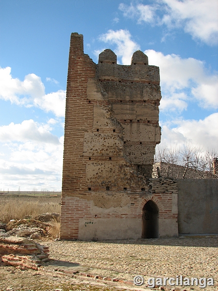 Muralla urbana de Madrigal de las Altas Torres