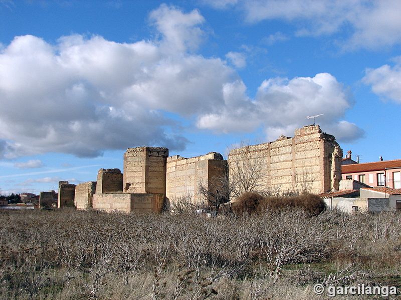 Muralla urbana de Madrigal de las Altas Torres