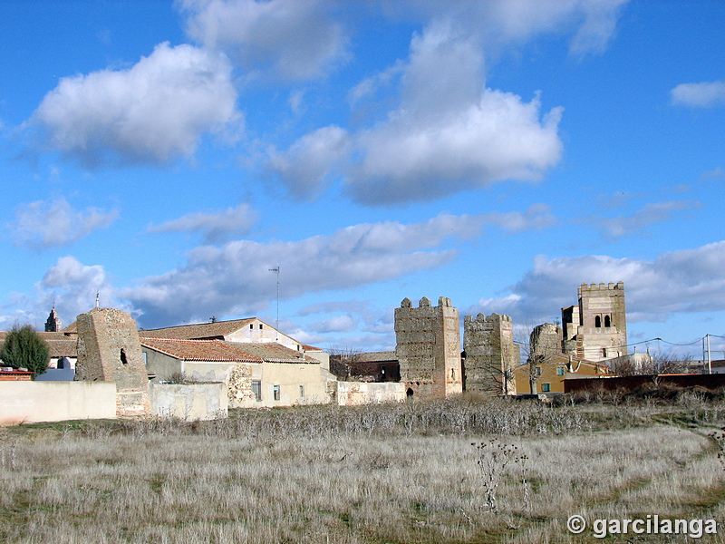 Muralla urbana de Madrigal de las Altas Torres