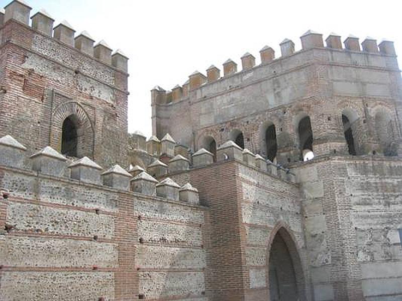 Muralla urbana de Madrigal de las Altas Torres