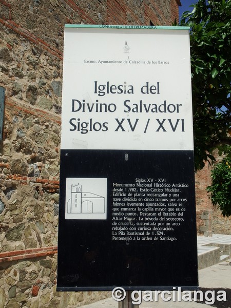 Iglesia fortificada del Salvador