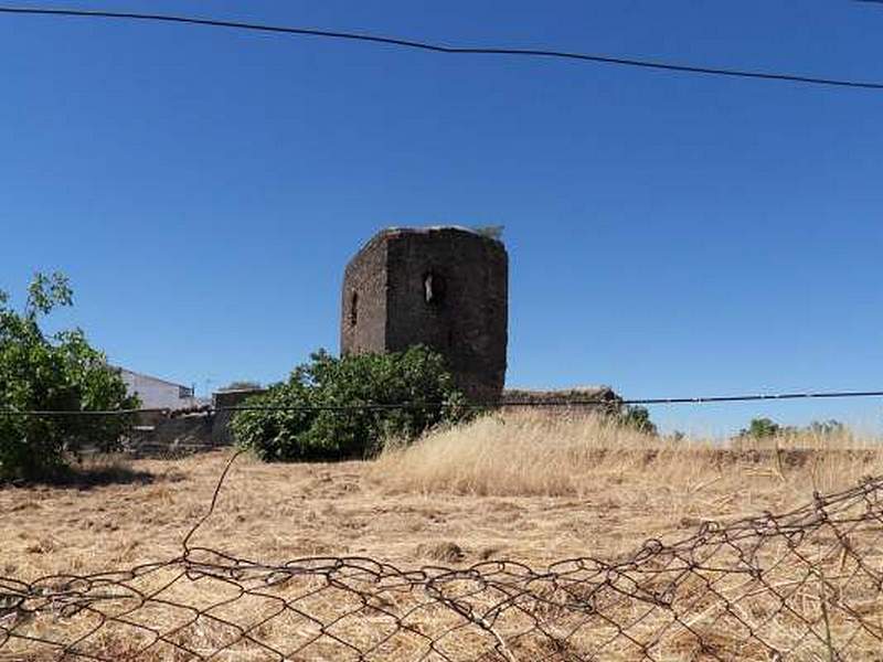 Castillo de Salvaleón