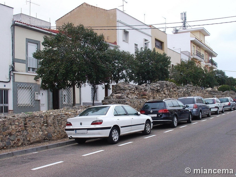 Muralla romana y medieval de Mérida