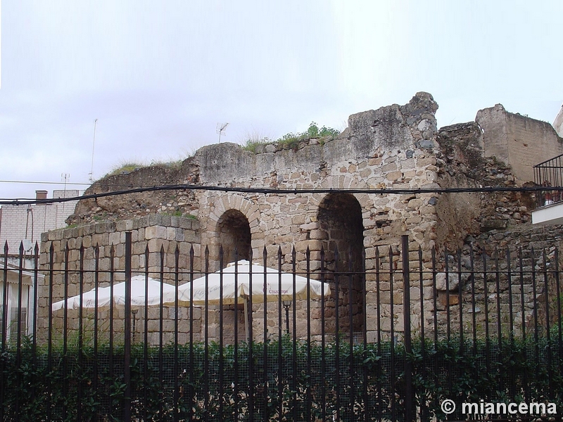 Muralla romana y medieval de Mérida