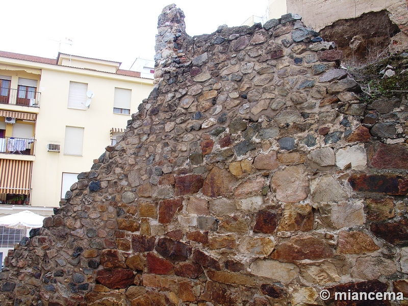 Muralla romana y medieval de Mérida