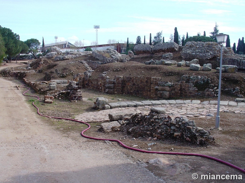 Muralla romana y medieval de Mérida