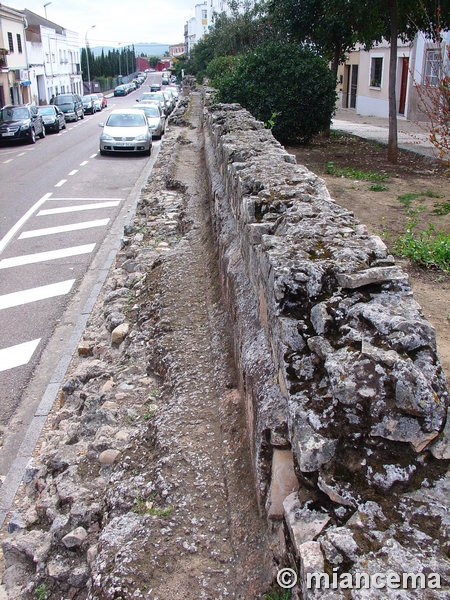 Muralla romana y medieval de Mérida