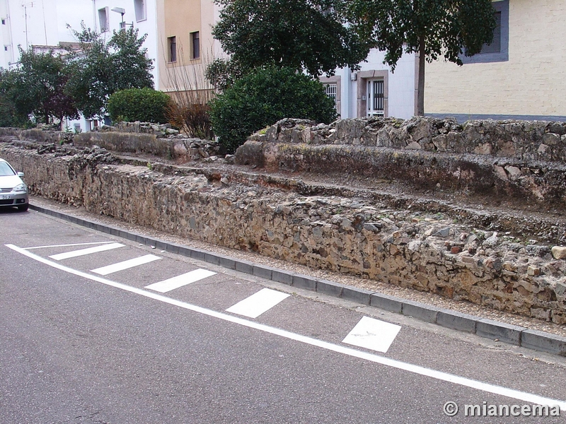 Muralla romana y medieval de Mérida