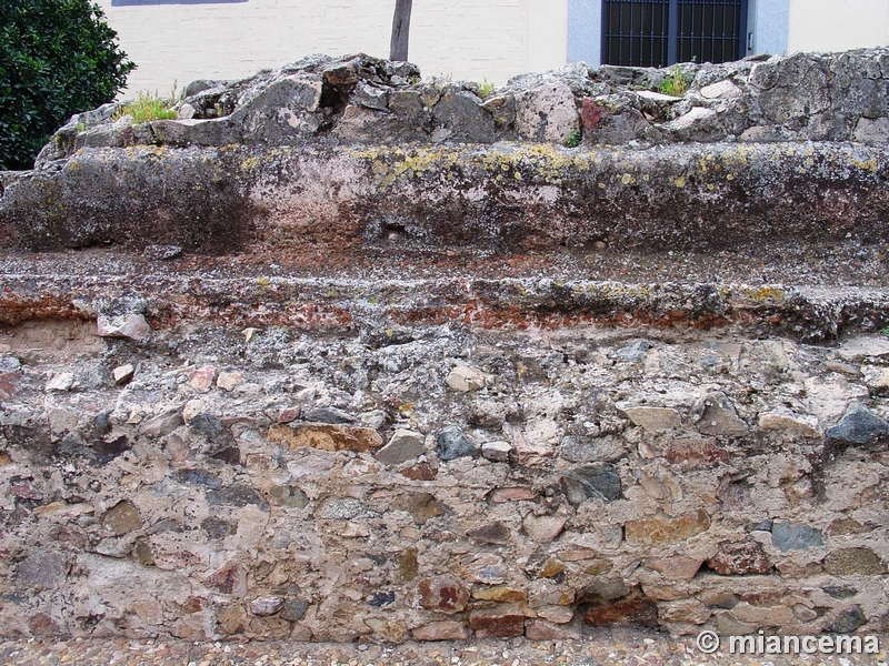 Muralla romana y medieval de Mérida