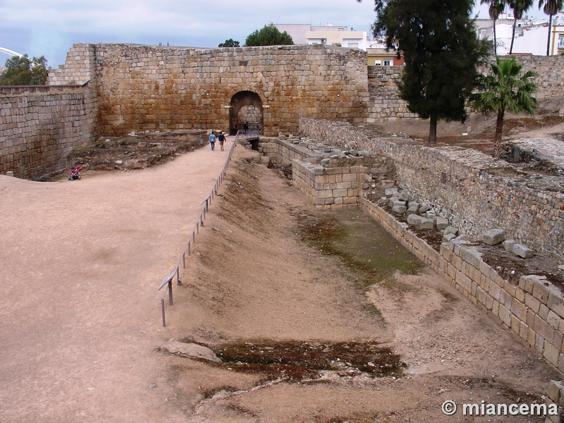 Muralla romana y visigoda de Mérida