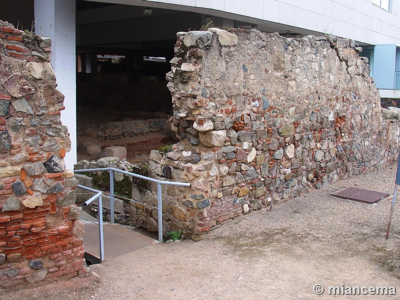 Muralla romana y visigoda de Mérida