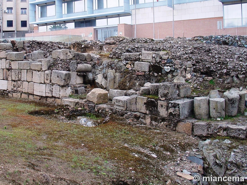 Muralla romana y visigoda de Mérida