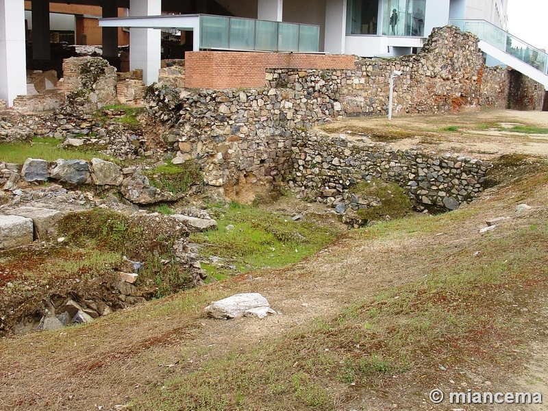 Muralla romana y visigoda de Mérida