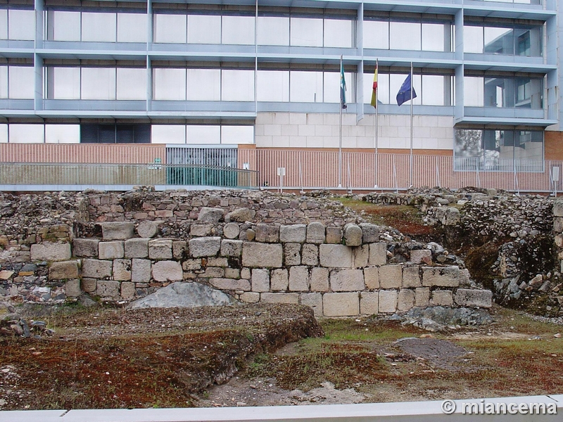 Muralla romana y visigoda de Mérida