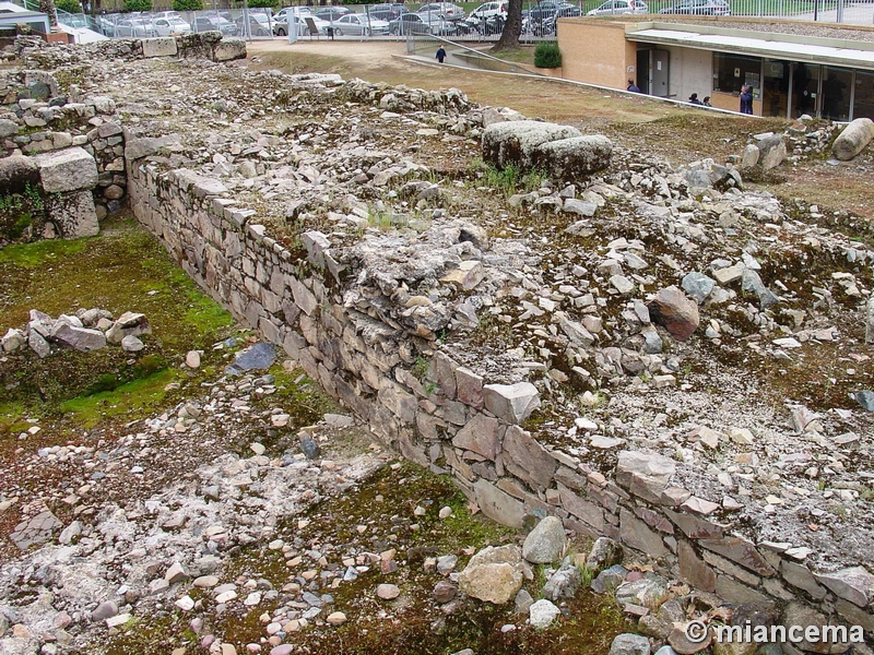 Muralla romana y visigoda de Mérida