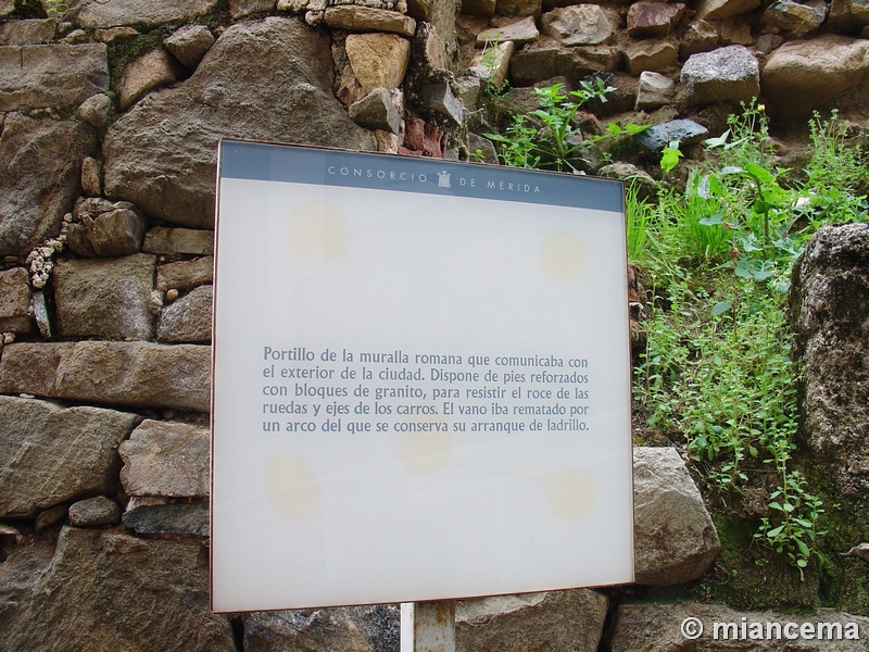 Muralla romana y visigoda de Mérida