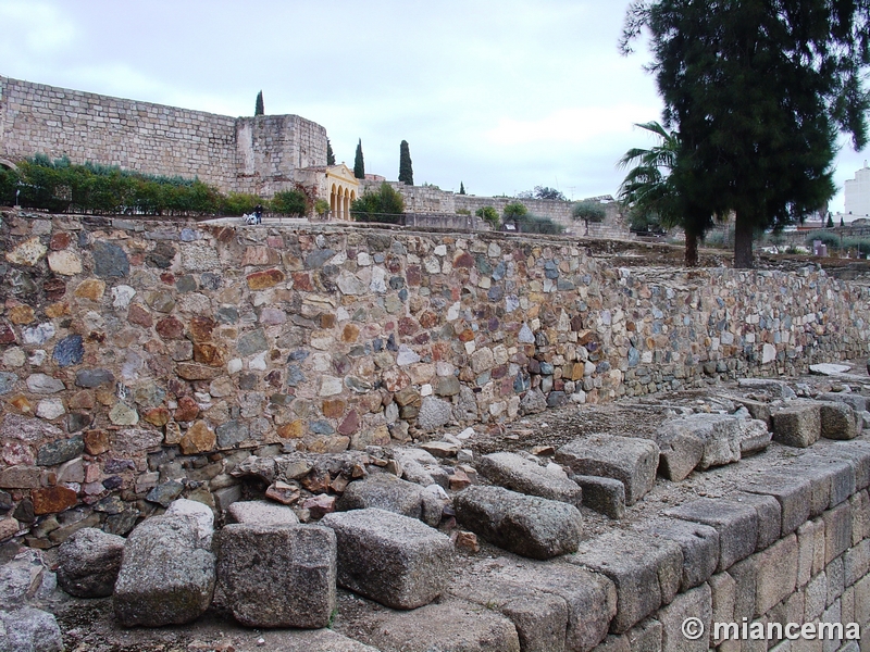 Muralla urbana de Mérida