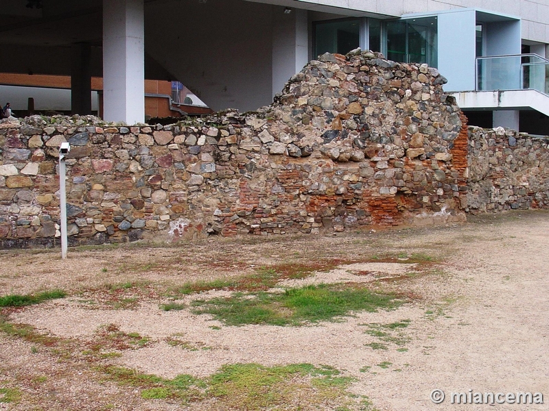 Muralla urbana de Mérida