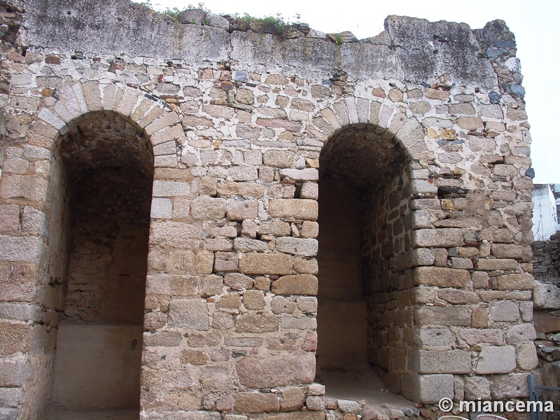 Muralla urbana de Mérida