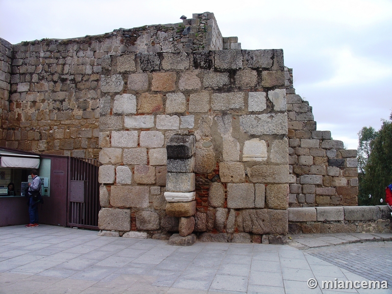 Muralla urbana de Mérida