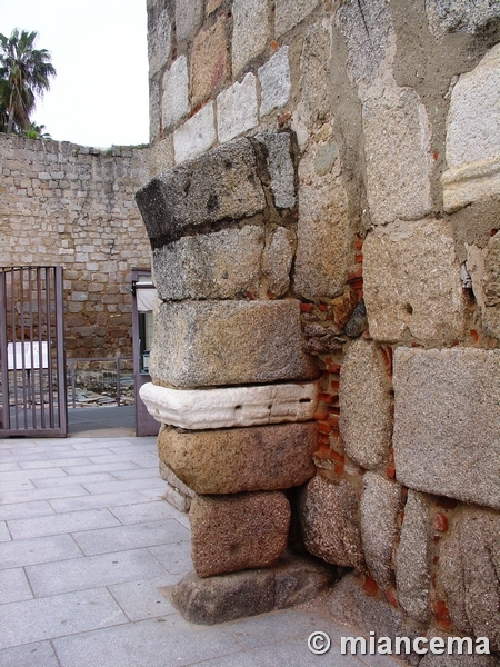 Muralla urbana de Mérida