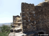 Puerta junto a la Torre Mocha