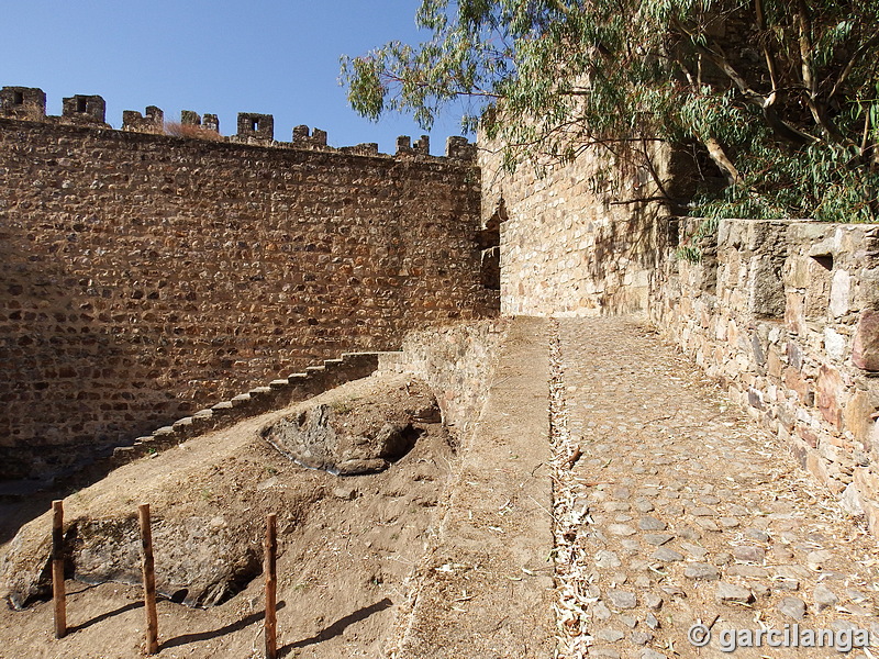 Muralla urbana de Alburquerque