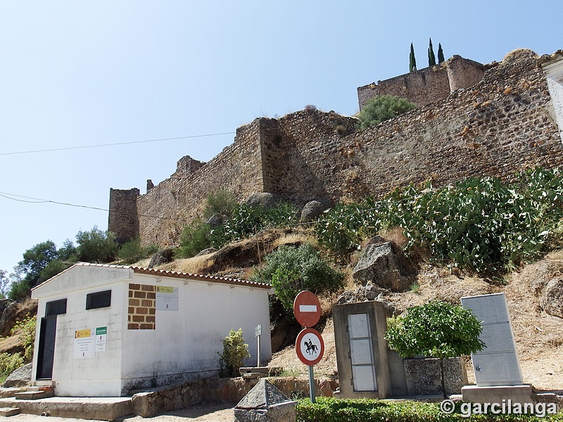 Muralla urbana de Alburquerque