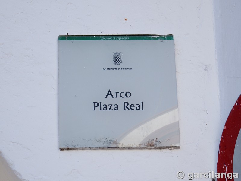 Arco de la Plaza Real