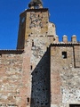 Iglesia fortificada de San Pedro Apóstol