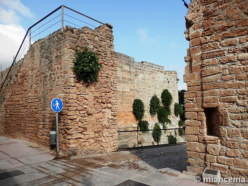 Puerta de la Vila Roja