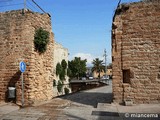 Puerta de la Vila Roja