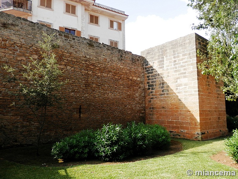 Muralla medieval de Alcúdia