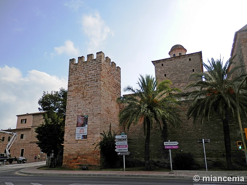 Muralla medieval de Alcúdia