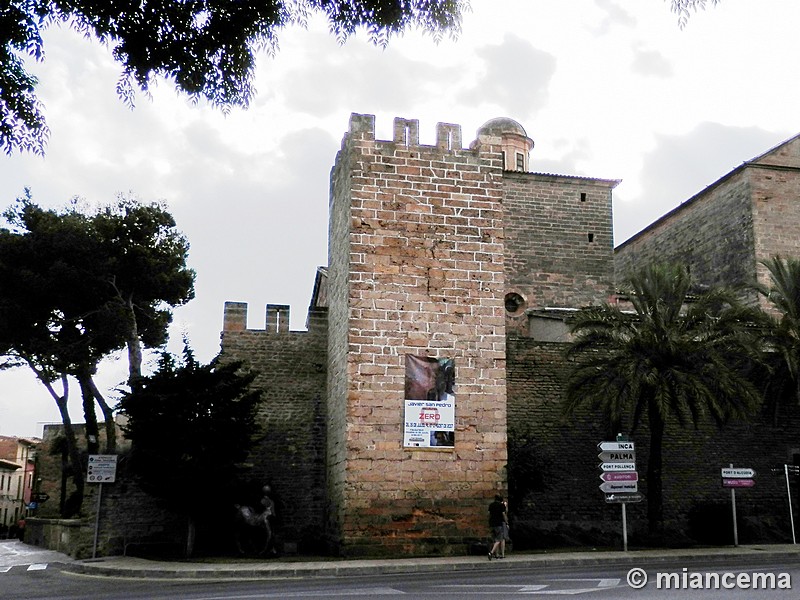 Muralla medieval de Alcúdia