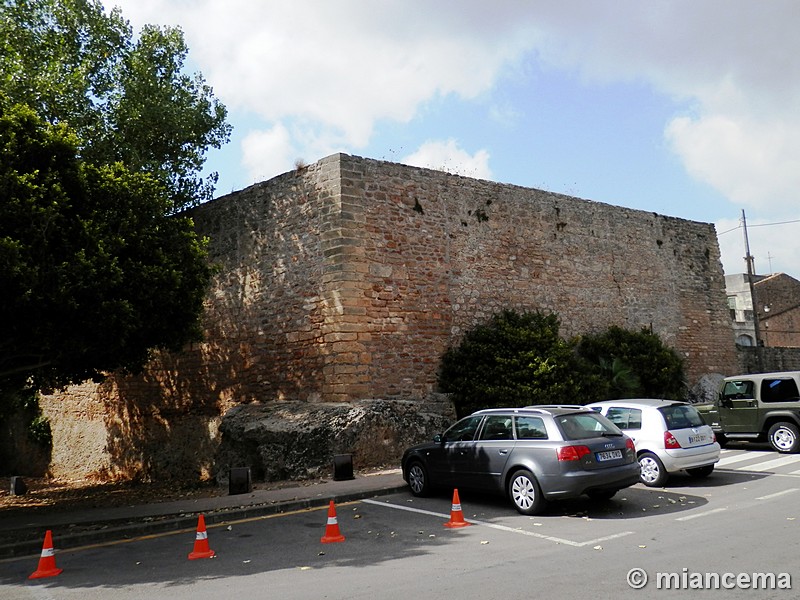 Muralla medieval de Alcúdia