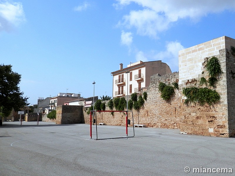 Muralla medieval de Alcúdia