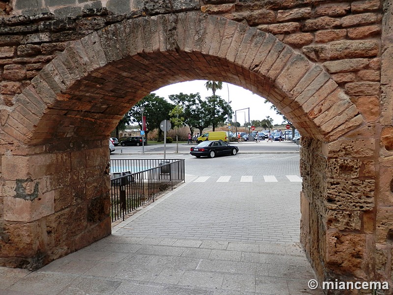 Muralla medieval de Alcúdia