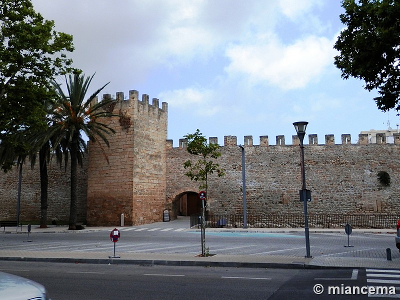 Muralla medieval de Alcúdia