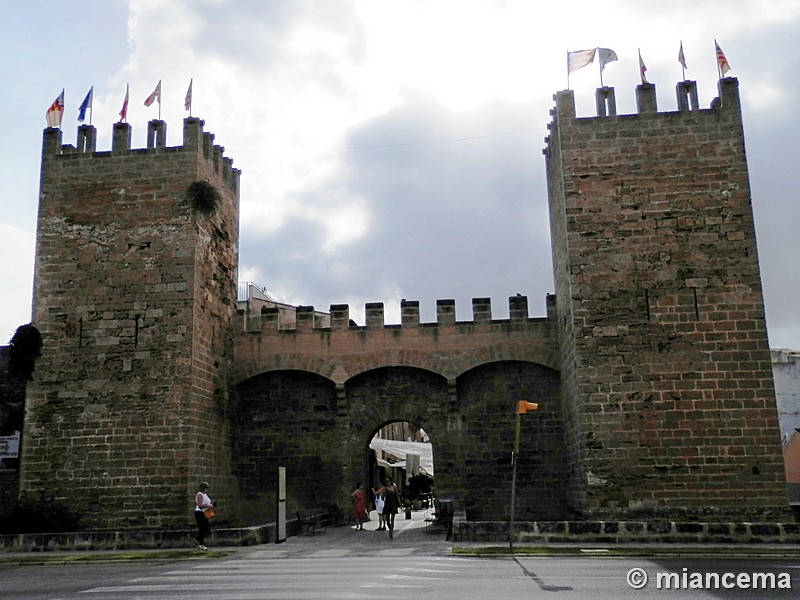 Muralla medieval de Alcúdia