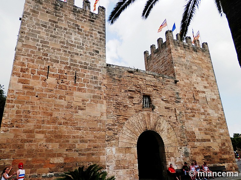 Muralla medieval de Alcúdia